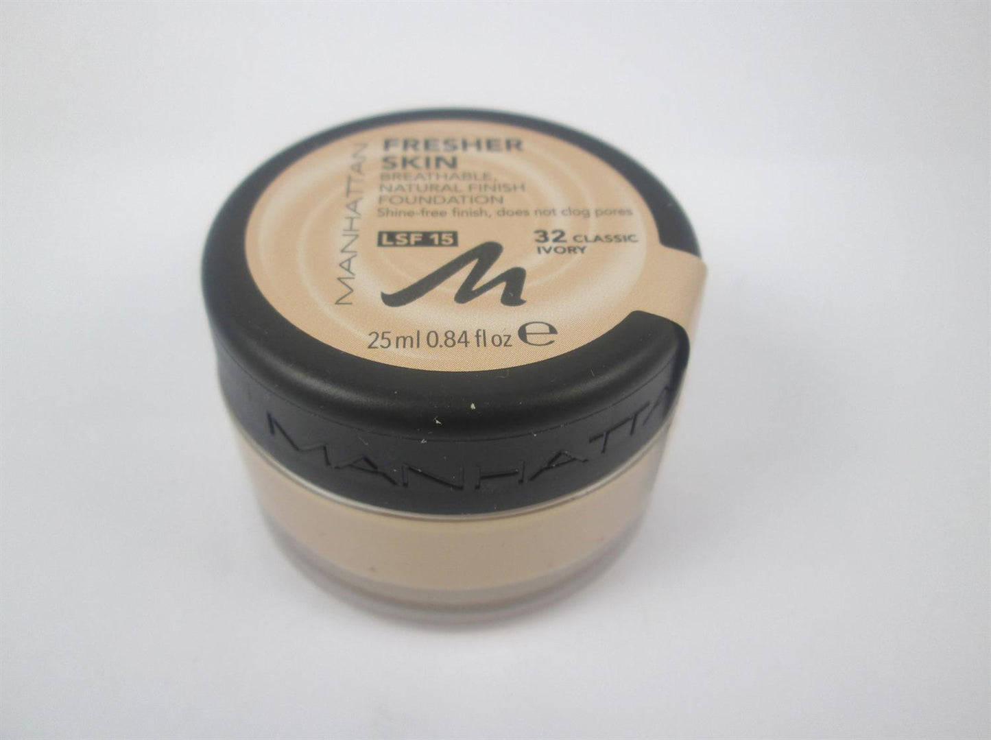 Manhattan Foundation Fresher Skin Classic Ivory 32